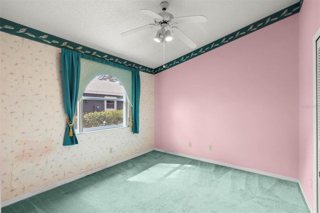 5245 VENICE WAY NE, St Petersburg, FL 33703