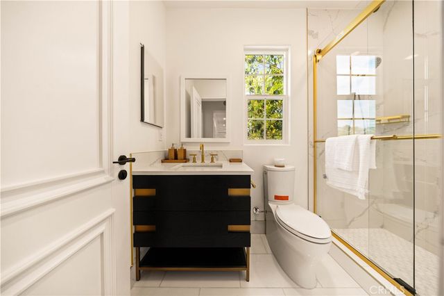 15 Tether Moon Lane, Ladera Ranch, CA 92694