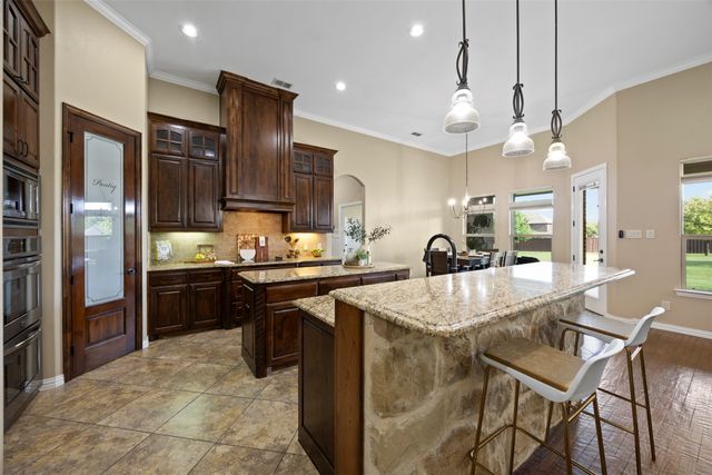 8230 Glenwick Drive, Waxahachie, TX 75167