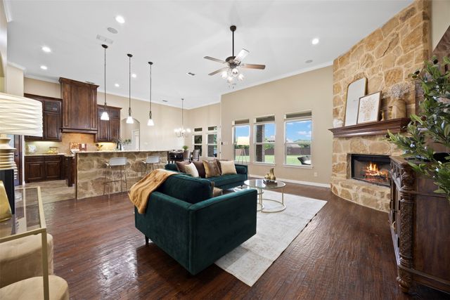 8230 Glenwick Drive, Waxahachie, TX 75167