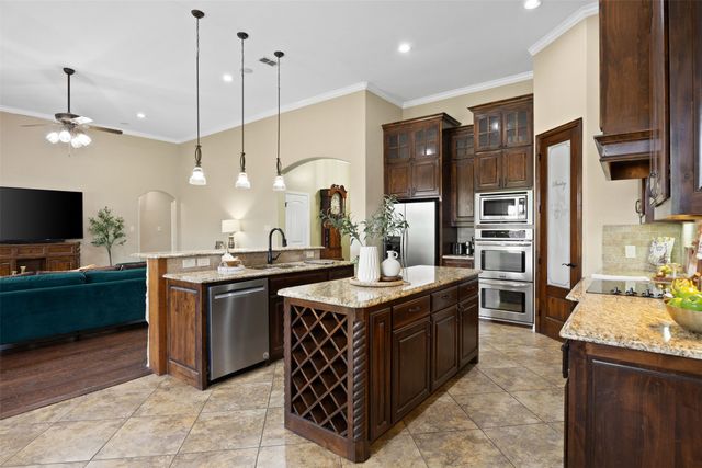 8230 Glenwick Drive, Waxahachie, TX 75167
