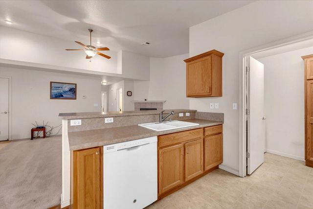 738 Stonebriar Trail, Redding, CA 96003