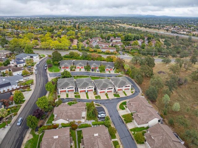 738 Stonebriar Trail, Redding, CA 96003