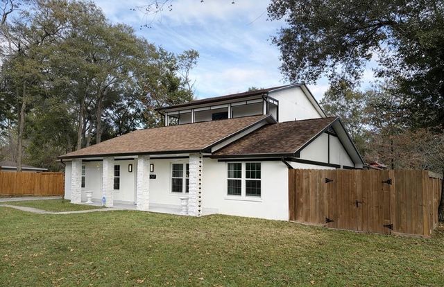 25910 Maplewood Drive, Spring, TX 77386