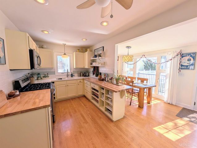 418 Albert Street, Marquette, MI 49855