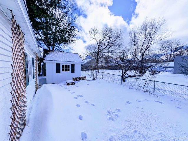 418 Albert Street, Marquette, MI 49855