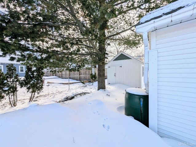 418 Albert Street, Marquette, MI 49855