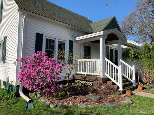 418 Albert Street, Marquette, MI 49855