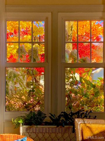 418 Albert Street, Marquette, MI 49855