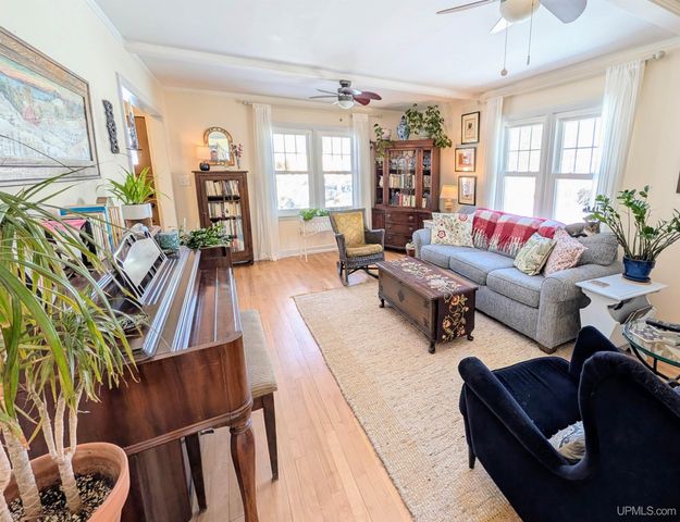 418 Albert Street, Marquette, MI 49855