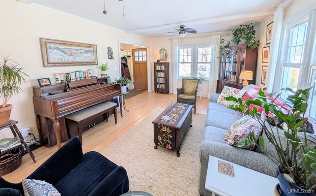 418 Albert Street, Marquette, MI 49855