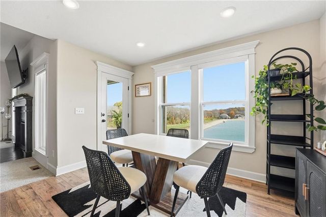 11827 N Manning Avenue, Kansas City, MO 64157