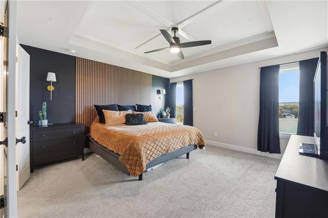 11827 N Manning Avenue, Kansas City, MO 64157