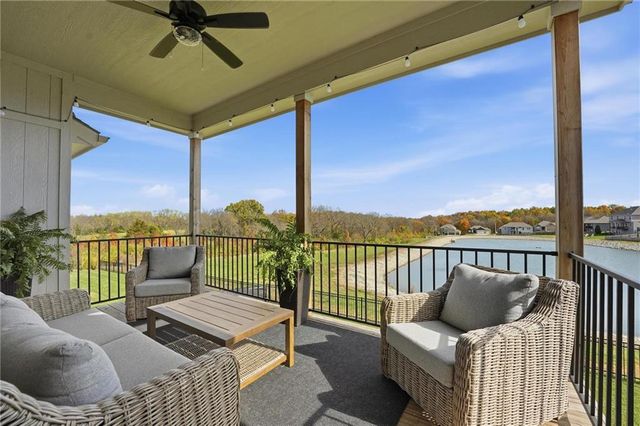 11827 N Manning Avenue, Kansas City, MO 64157