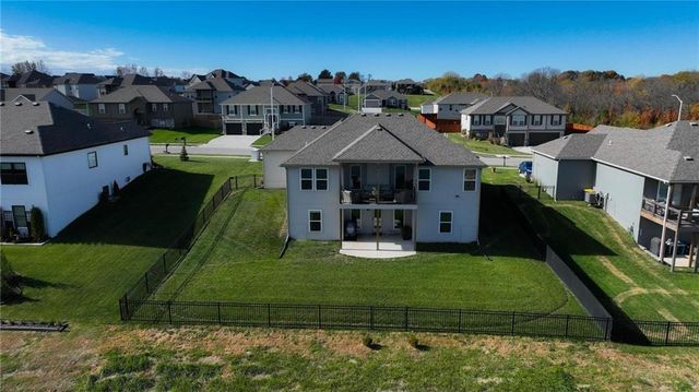 11827 N Manning Avenue, Kansas City, MO 64157