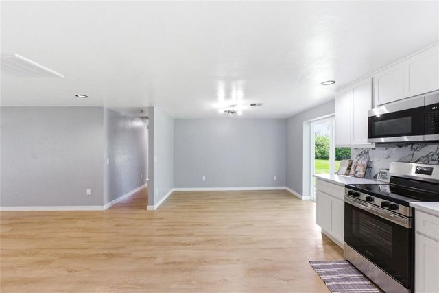16306 Crosslin Road, Shawnee, OK 74801