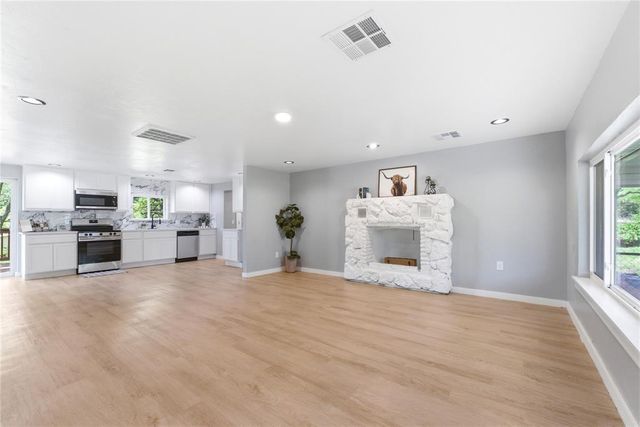 16306 Crosslin Road, Shawnee, OK 74801