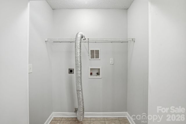 2314 Hope Valley Lane, Charlotte, NC 28213