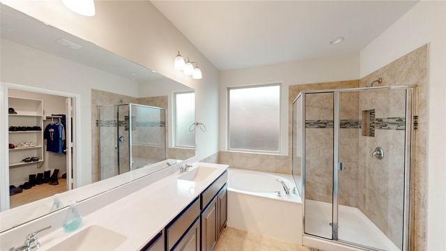 316 Oakbluff Drive, Denton, TX 76210