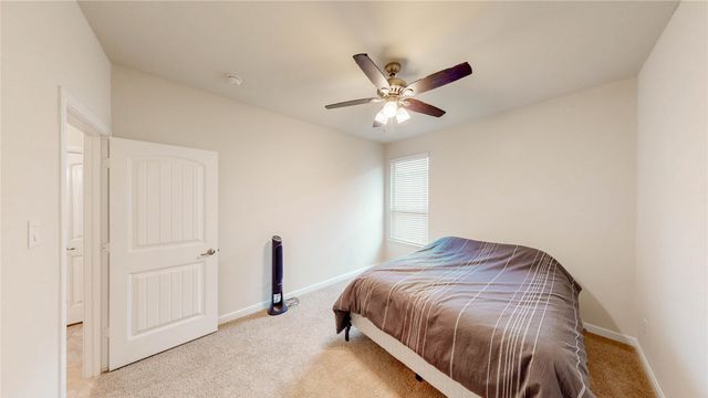 316 Oakbluff Drive, Denton, TX 76210