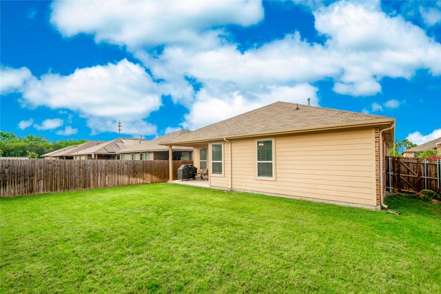 316 Oakbluff Drive, Denton, TX 76210