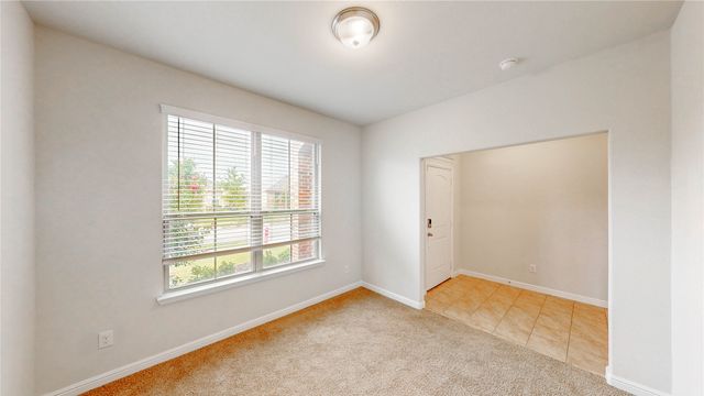 316 Oakbluff Drive, Denton, TX 76210