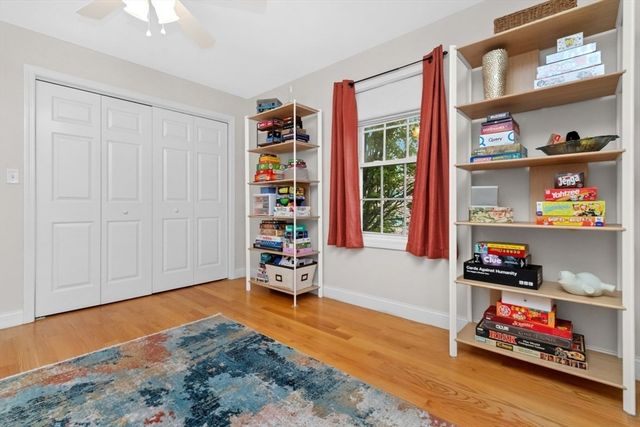 29 Spruce St 23, Waltham, MA 02453