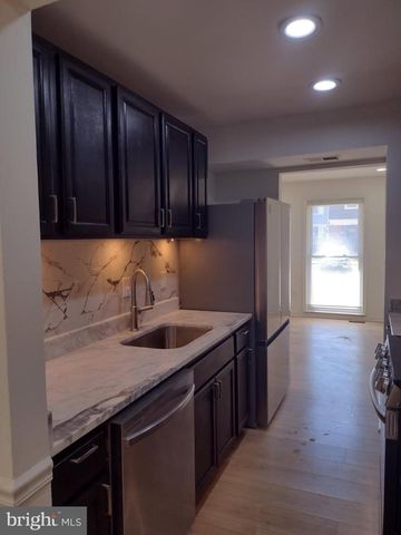 9045 CONTINENTAL, Hyattsville, MD 20785