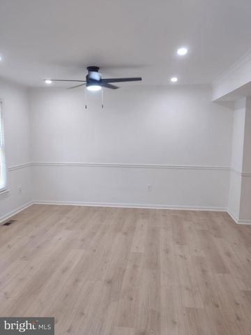 9045 CONTINENTAL, Hyattsville, MD 20785
