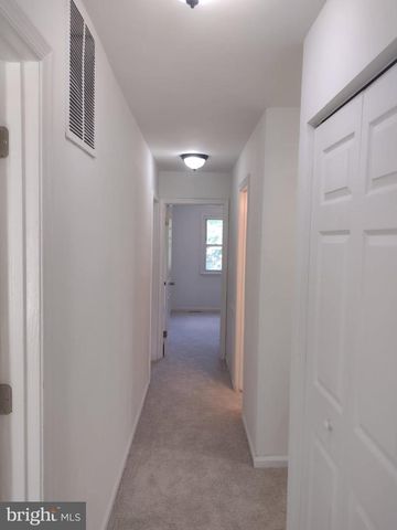 9045 CONTINENTAL, Hyattsville, MD 20785
