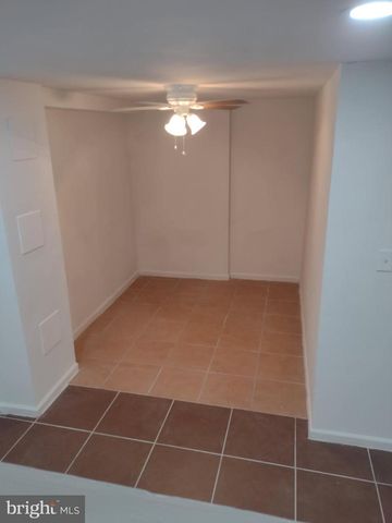9045 CONTINENTAL, Hyattsville, MD 20785