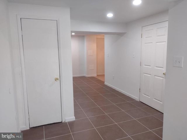 9045 CONTINENTAL, Hyattsville, MD 20785