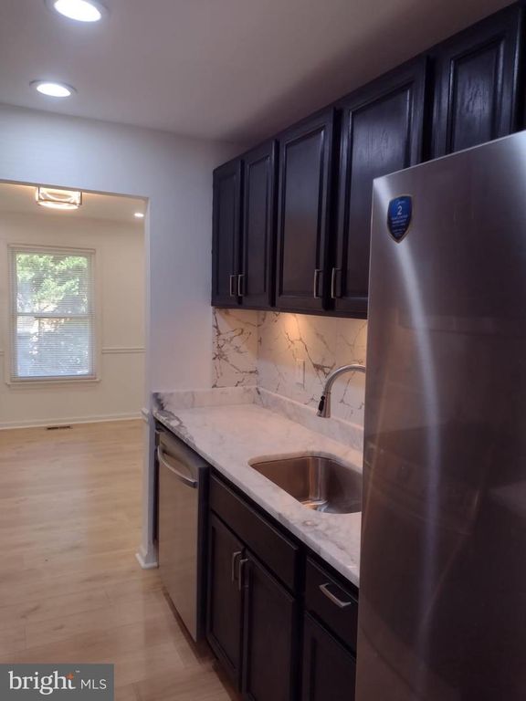 Image 13 of property listing at 9045 CONTINENTAL, Hyattsville, MD 20785