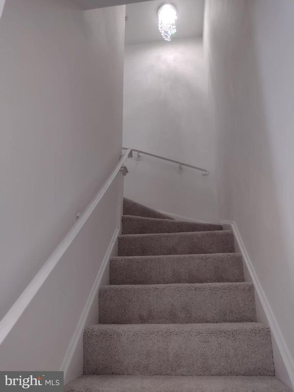 Image 22 of property listing at 9045 CONTINENTAL, Hyattsville, MD 20785