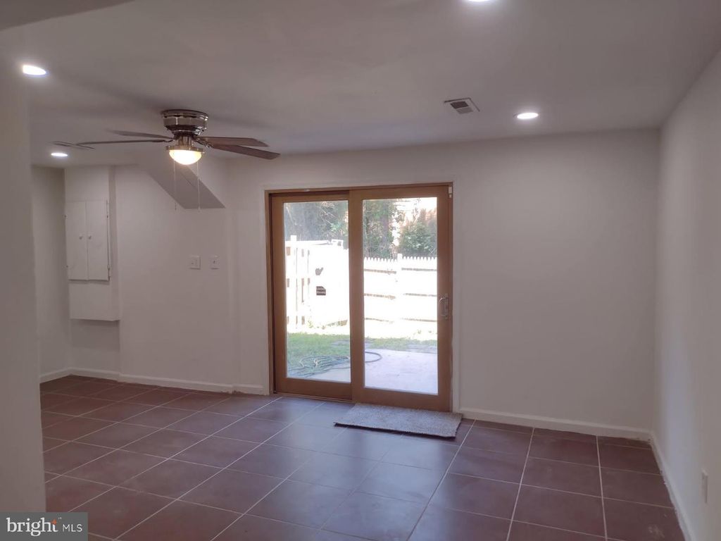 Image 46 of property listing at 9045 CONTINENTAL, Hyattsville, MD 20785