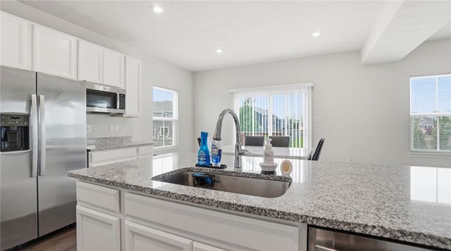 320 Chevington, Tipp City, OH 45371