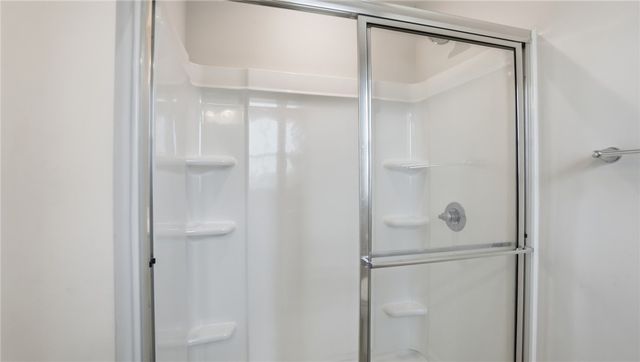 320 Chevington, Tipp City, OH 45371