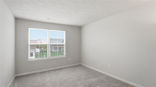 320 Chevington, Tipp City, OH 45371
