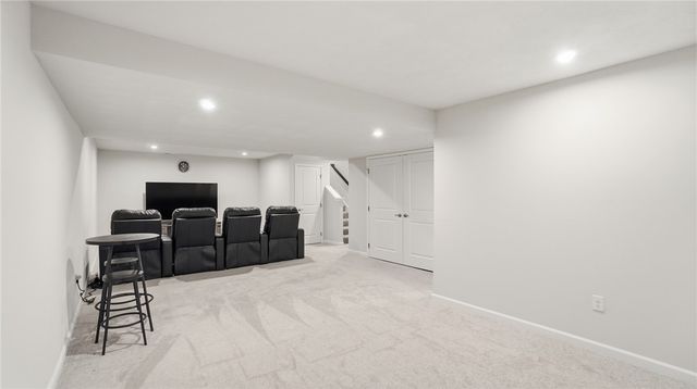 320 Chevington, Tipp City, OH 45371
