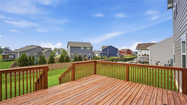 320 Chevington, Tipp City, OH 45371