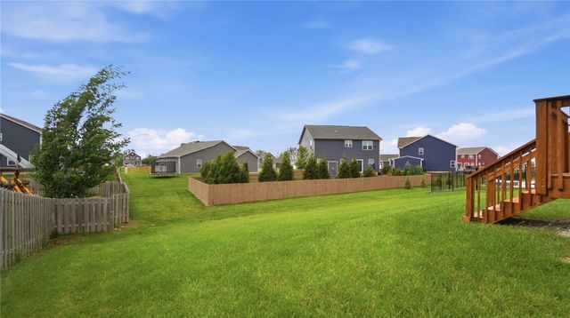 320 Chevington, Tipp City, OH 45371