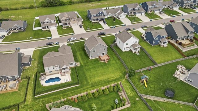 320 Chevington, Tipp City, OH 45371