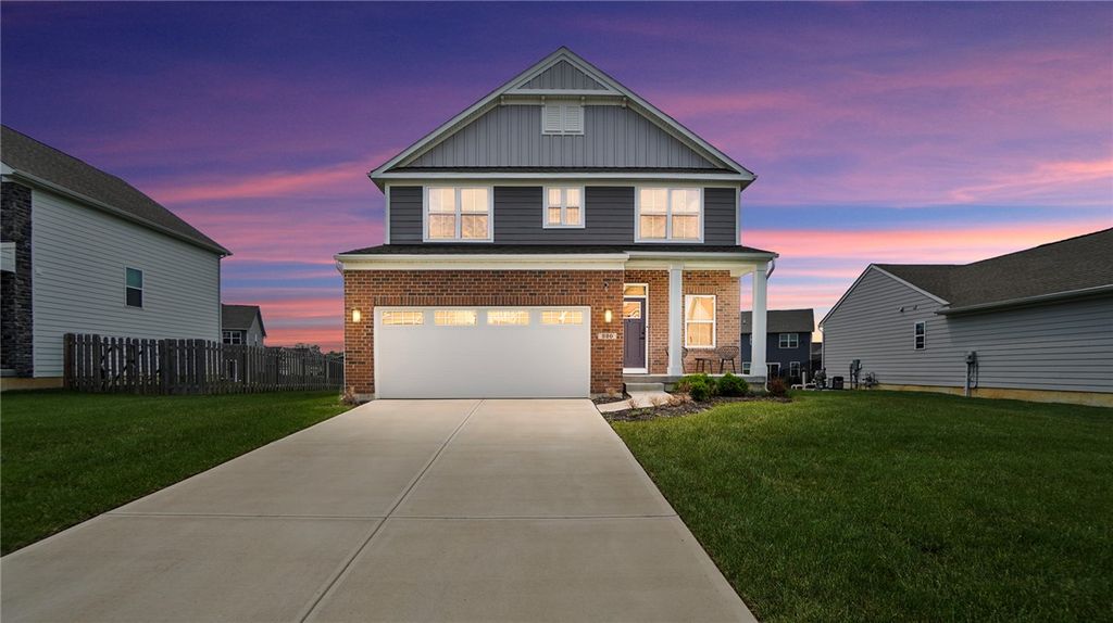 320 Chevington, Tipp City, OH 45371