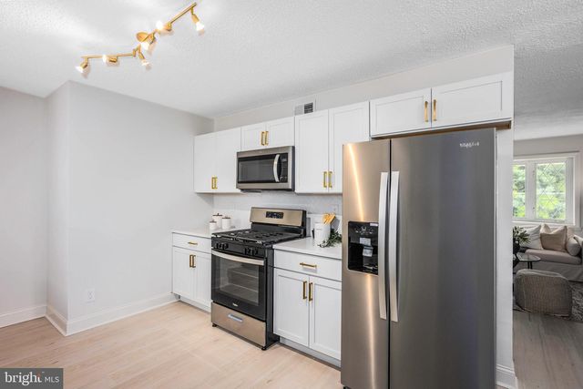 7512 HARPERS DR, Fort Washington, MD 20744