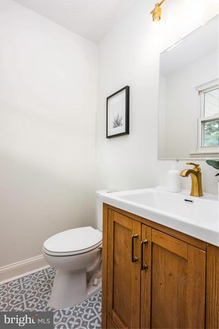 7512 HARPERS DR, Fort Washington, MD 20744