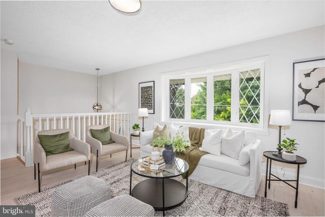 7512 HARPERS DR, Fort Washington, MD 20744