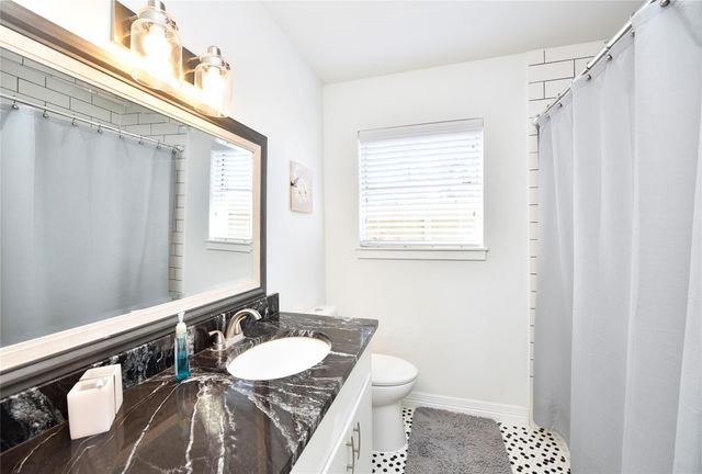 22118 Hufsmith Kohrville Road, Tomball, TX 77375