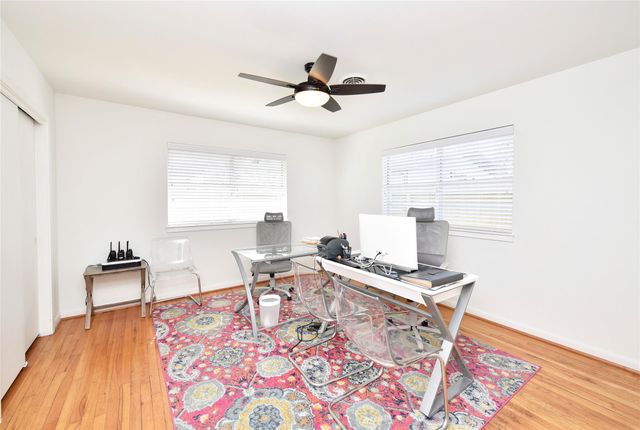 22118 Hufsmith Kohrville Road, Tomball, TX 77375