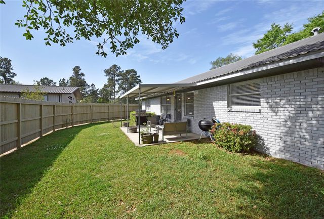 22118 Hufsmith Kohrville Road, Tomball, TX 77375