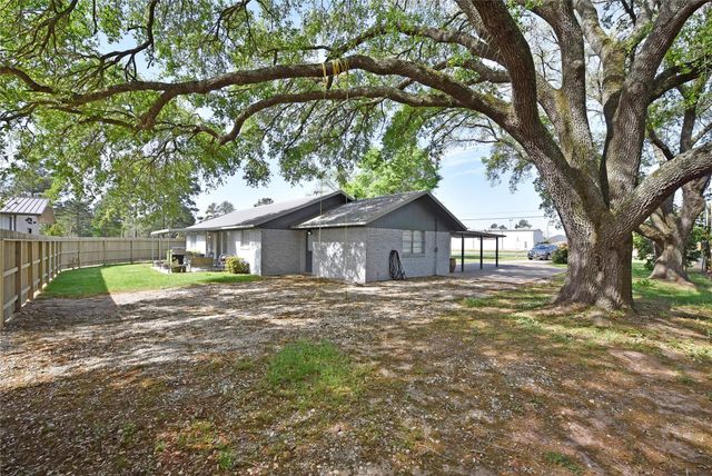 22118 Hufsmith Kohrville Road, Tomball, TX 77375